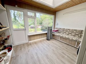 Garden Room - click for photo gallery